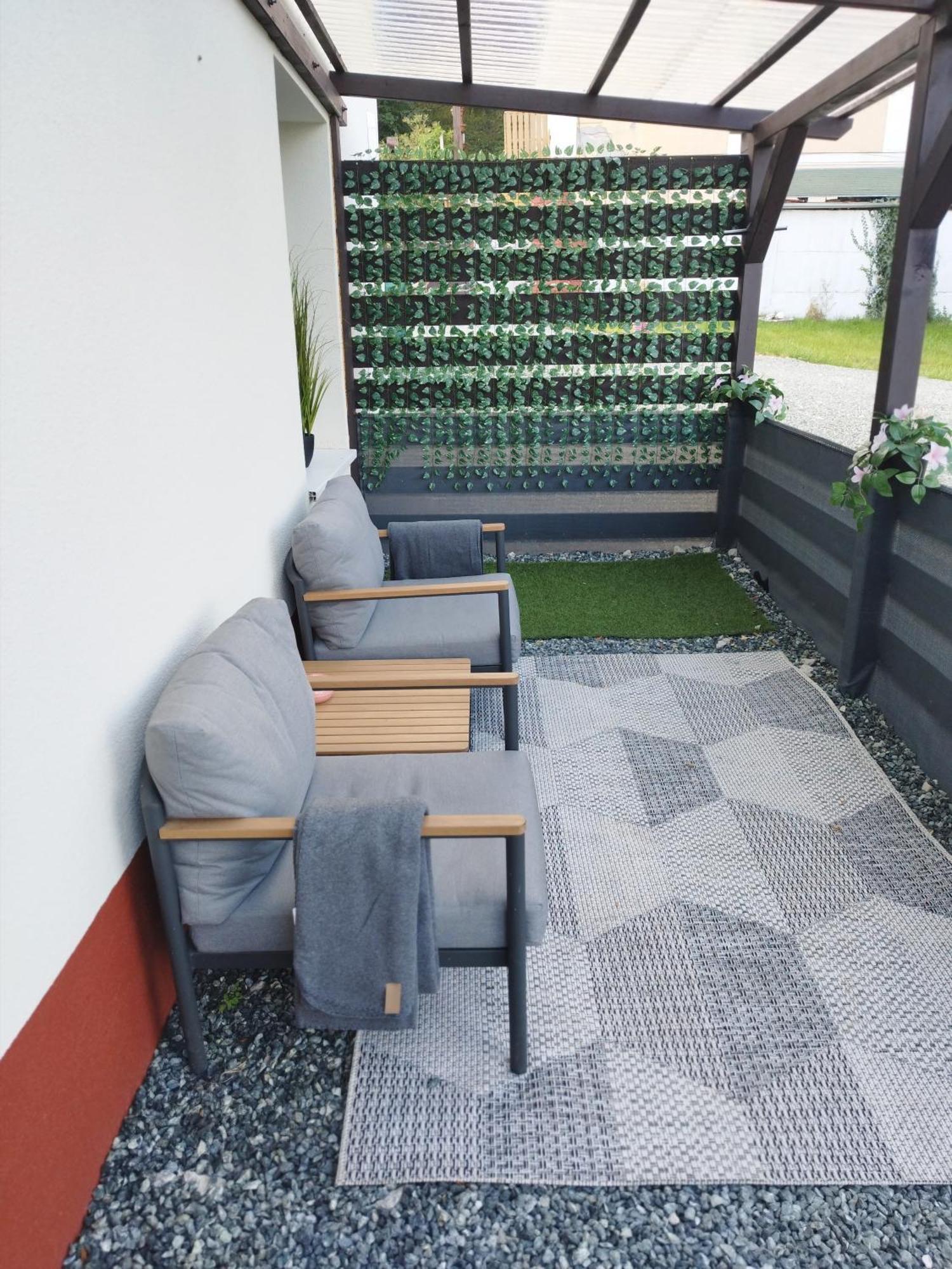 Holling Apartman Fertoboz Экстерьер фото